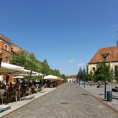 The Yellow Umbrella *