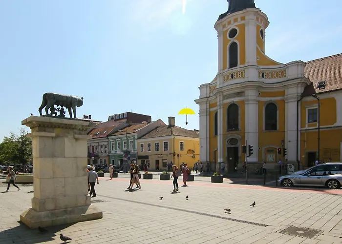 The Yellow Umbrella Apartman *